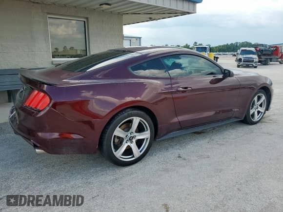 2018 Ford Mustang EcoBoost with VIN 1FA6P8TH7J5185597, listed as a Copart auction lot 67118245 with 69,710 mi miles and Salvage title. Bid and sale history available at DreamBid. Image 3.