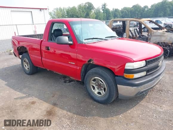 2000 Chevrolet Silverado 1500 LS with VIN 1GCEC14W0YZ292676, listed as a IAAI auction lot 42950714 with 149,605 mi miles and . Bid and sale history available at DreamBid. Image 1.