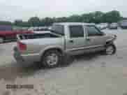 2004 Chevrolet S-10 LS z VIN 1GCDT13X64K143889, wystawiony jako Copart lot #59937835 z przebiegiem 142 274 mil mil oraz Szkoda całkowita • Salvage title. Historia ofert i sprzedaży dostępna na DreamBid. Obrazek 3.