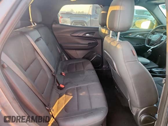 2022 Chevrolet TrailBlazer RS z VIN KL79MTSL6NB036837, wystawiony jako Copart lot #85362365 z przebiegiem 143 216 mil mil oraz Czysty tytuł • Clean title. Historia ofert i sprzedaży dostępna na DreamBid. Obrazek 11.