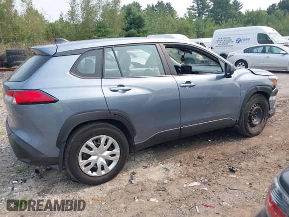 2024 Toyota Corolla Cross L с VIN 7MUAAABG1RV099977, выставлен на аукционе IAAI как лот 42909235 с пробегом 8 615 миль миль и . История ставок и продаж доступна на DreamBid. Изображение 14.