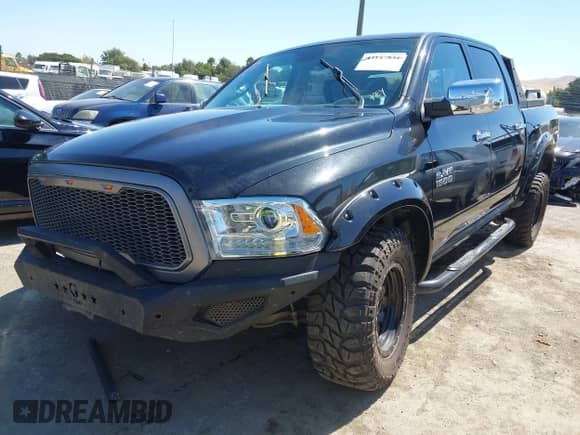 2018 Ram 1500 Laramie с VIN 1C6RR7NM1JS353488, выставлен на аукционе IAAI как лот 43147831 с пробегом 112 524 миль миль и . История ставок и продаж доступна на DreamBid. Изображение 17.