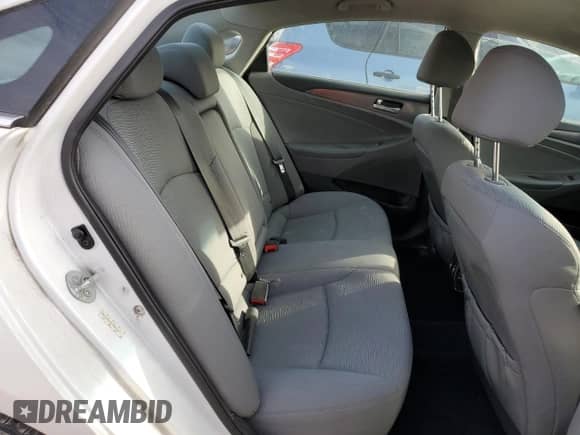 2013 Hyundai Sonata Limited with VIN KMHEC4A44DA084387, listed as a Copart auction lot 47189895 with 152,386 mi miles and Non repairable. Bid and sale history available at DreamBid. Image 10.