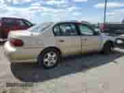 2004 Chevrolet Malibu Classic with VIN 1G1ND52F04M592712, listed as a Copart auction lot 57012374 with 123,730 mi miles and Clean title. Bid and sale history available at DreamBid. Image 3.