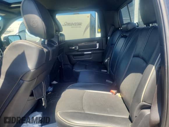 2016 Ram 1500 Longhorn z VIN 1C6RR7WMXGS226438, wystawiony jako Copart lot #62352395 z przebiegiem Nie podano mil oraz Szkoda całkowita • Salvage title. Historia ofert i sprzedaży dostępna na DreamBid. Obrazek 10.