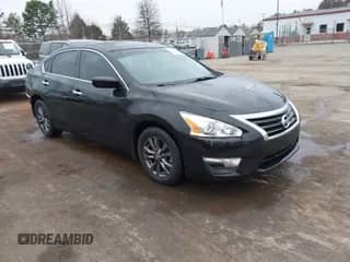 2015 Nissan Altima S z VIN 1N4AL3APXFC584168, wystawiony jako IAAI lot #41209058 z przebiegiem 115 267 mil mil oraz . Historia ofert i sprzedaży dostępna na DreamBid. Obrazek 1.