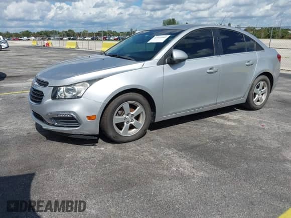 2016 Chevrolet Cruze LT z VIN 1G1PE5SB4G7155818, wystawiony jako IAAI lot #43511669 z przebiegiem 83 792 mil mil oraz . Historia ofert i sprzedaży dostępna na DreamBid. Obrazek 2.