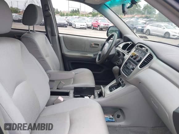 2005 Toyota Highlander с VIN JTEEP21A950130186, выставлен на аукционе IAAI как лот 43049798 с пробегом 139 480 миль миль и . История ставок и продаж доступна на DreamBid. Изображение 5.