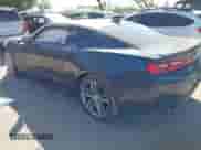 2017 Chevrolet Camaro 1LT z VIN 1G1FB1RX4H0151244, wystawiony jako IAAI lot #43476941 z przebiegiem 111 656 mil mil oraz . Historia ofert i sprzedaży dostępna na DreamBid. Obrazek 3.