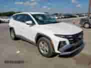2025 Hyundai Tucson SE с VIN 5NMJA3DE4SH542505, выставлен на аукционе Copart как лот 68128275 с пробегом 4 328 миль миль и Списание • Salvage title. История ставок и продаж доступна на DreamBid. Изображение 4.