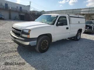 2007 Chevrolet Silverado 1500 Work Truck z VIN 1GCEK14V77E184829, wystawiony jako Copart lot #81019635 z przebiegiem 220 226 mil mil oraz Szkoda całkowita • Salvage title. Historia ofert i sprzedaży dostępna na DreamBid. Obrazek 1.