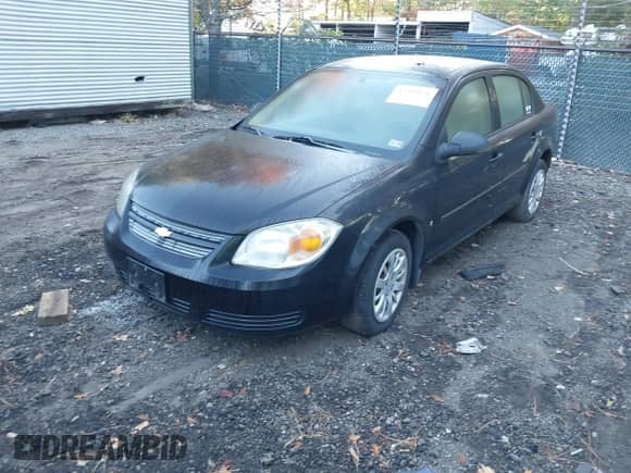 2009 Chevrolet Cobalt LS with VIN 1G1AS58H897199530, listed as a IAAI auction lot 43516971 with 156,736 mi miles and . Bid and sale history available at DreamBid. Image 2.