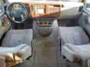 2004 Chevrolet Express Passenger z VIN 1GBFG15T541155274, wystawiony jako Copart lot #82241335 z przebiegiem 103 028 mil mil oraz Szkoda całkowita • Salvage title. Historia ofert i sprzedaży dostępna na DreamBid. Obrazek 8.