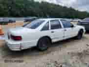 1993 Chevrolet Caprice Classic с VIN 1G1BL53E4PW140914, выставлен на аукционе Copart как лот 69377335 с пробегом 150 350 миль миль и Списание • Salvage title. История ставок и продаж доступна на DreamBid. Изображение 3.