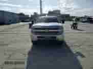 2015 Chevrolet Silverado 2500HD Work Truck с VIN 1GC1KUE87FF176215, выставлен на аукционе Copart как лот 61636645 с пробегом 308 266 миль миль и Списание • Salvage title. История ставок и продаж доступна на DreamBid. Изображение 13.