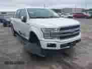 2018 Ford F-150 XL z VIN 1FTEW1CG0JFB57240, wystawiony jako IAAI lot #41260703 z przebiegiem 201 426 mil mil oraz . Historia ofert i sprzedaży dostępna na DreamBid. Obrazek 1.