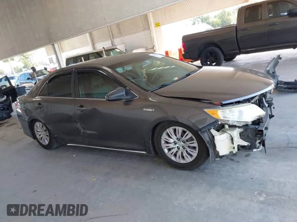 2013 Toyota Camry LE z VIN 4T1BD1FK7DU064283, wystawiony jako IAAI lot #42308435 z przebiegiem 183 355 mil mil oraz . Historia ofert i sprzedaży dostępna na DreamBid. Obrazek 13.