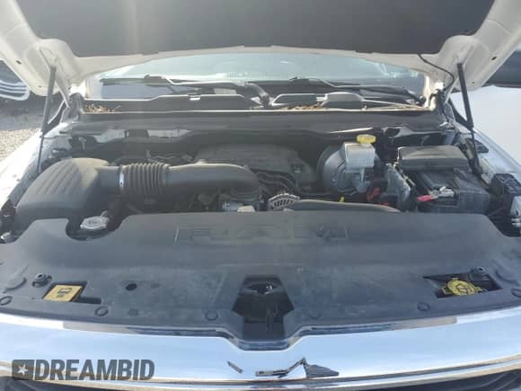 2020 Ram 1500 Big Horn z VIN 1C6SRFFT1LN165282, wystawiony jako Copart lot #48427915 z przebiegiem 91 982 mil mil oraz Szkoda całkowita • Salvage title. Historia ofert i sprzedaży dostępna na DreamBid. Obrazek 11.