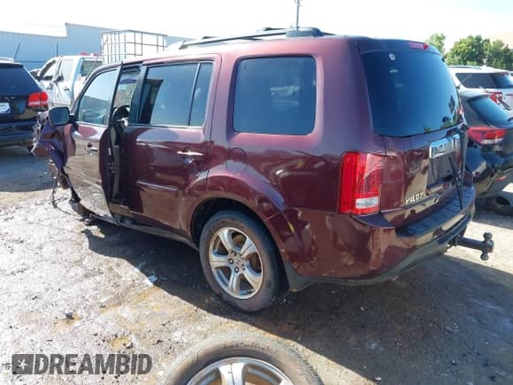2013 Honda Pilot EX-L with VIN 5FNYF4H55DB040980, listed as a IAAI auction lot 42831295 with Not provided miles and . Bid and sale history available at DreamBid. Image 3.