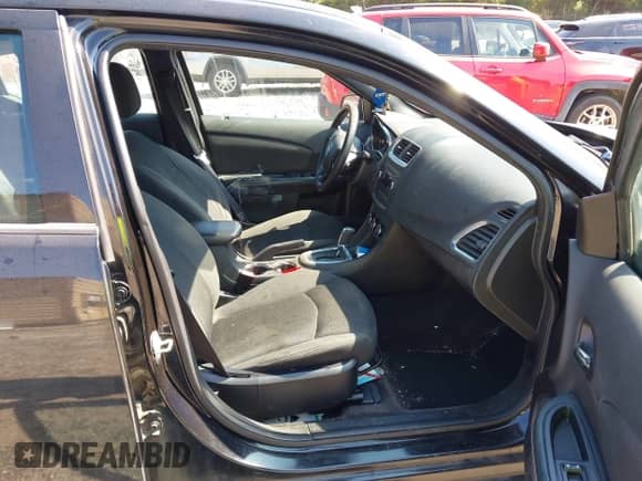 2012 Dodge Avenger SE с VIN 1C3CDZAG6CN254714, выставлен на аукционе IAAI как лот 43302801 с пробегом 146 700 миль миль и . История ставок и продаж доступна на DreamBid. Изображение 5.