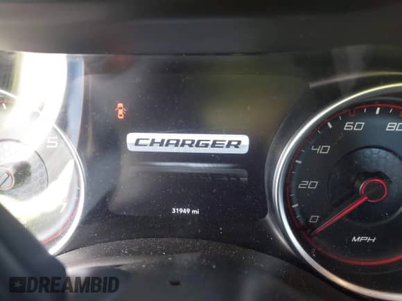 2023 Dodge Charger GT z VIN 2C3CDXHG4PH690633, wystawiony jako IAAI lot #43069775 z przebiegiem 31 949 mil mil oraz . Historia ofert i sprzedaży dostępna na DreamBid. Obrazek 7.
