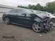 2015 Mercedes-Benz C 300 Luxury z VIN 55SWF4KB1FU051790, wystawiony jako Copart lot #68688765 z przebiegiem Nie podano mil oraz Szkoda całkowita • Salvage title. Historia ofert i sprzedaży dostępna na DreamBid. Obrazek 4.