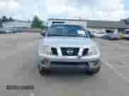 2011 Nissan Frontier Pro-4X z VIN 1N6AD0EV5BC443059, wystawiony jako IAAI lot #42745772 z przebiegiem 186 352 mil mil oraz . Historia ofert i sprzedaży dostępna na DreamBid. Obrazek 12.