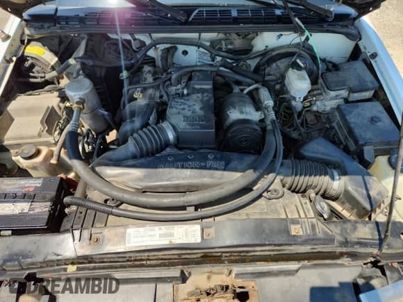 1999 Chevrolet S-10 с VIN 1GCCS1441X8170535, выставлен на аукционе Copart как лот 64968575 с пробегом 99 586 миль миль и Чистый • Clean title. История ставок и продаж доступна на DreamBid. Изображение 11.