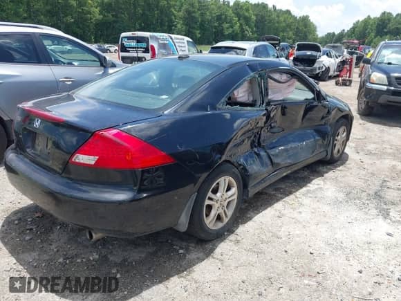 2006 Honda Accord EX-L z VIN 1HGCM72696A020098, wystawiony jako IAAI lot #42758648 z przebiegiem 296 760 mil mil oraz . Historia ofert i sprzedaży dostępna na DreamBid. Obrazek 4.