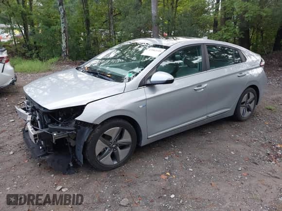 2020 Hyundai Ioniq SEL with VIN KMHC85LC8LU211089, listed as a IAAI auction lot 42982149 with 35,434 mi miles and . Bid and sale history available at DreamBid. Image 2.