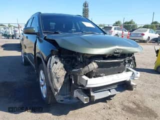 2017 Jeep Compass Latitude z VIN 3C4NJCBB0HT642901, wystawiony jako IAAI lot #42497712 z przebiegiem 130 959 mil mil oraz . Historia ofert i sprzedaży dostępna na DreamBid. Obrazek 1.