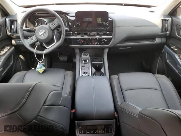 2025 Nissan Pathfinder SL with VIN 5N1DR3CCXSC203859, listed as a Copart auction lot 68016355 with 748 mi miles and Salvage title. Bid and sale history available at DreamBid. Image 8.