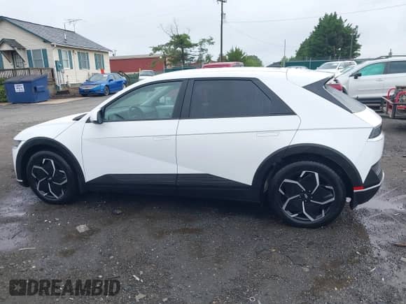 2022 Hyundai Ioniq 5 SEL с VIN KM8KNDAF7NU077755, выставлен на аукционе IAAI как лот 42652070 с пробегом 17 648 миль миль и . История ставок и продаж доступна на DreamBid. Изображение 14.