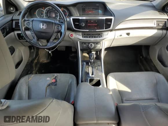 2013 Honda Accord Touring с VIN 1HGCR3F90DA028618, выставлен на аукционе Copart как лот 63485065 с пробегом 201 217 миль миль и Списание • Salvage title. История ставок и продаж доступна на DreamBid. Изображение 8.