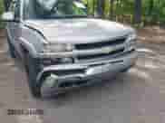 2005 Chevrolet Tahoe LS z VIN 1GNEK13T45J167997, wystawiony jako IAAI lot #42298160 z przebiegiem 142 981 mil mil oraz . Historia ofert i sprzedaży dostępna na DreamBid. Obrazek 6.