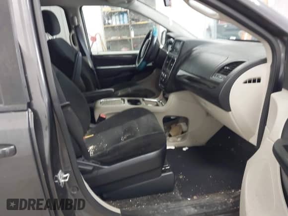 2016 Dodge Grand Caravan SXT with VIN 2C4RDGCG3GR270420, listed as a IAAI auction lot 43144301 with 102,734 mi miles and . Bid and sale history available at DreamBid. Image 5.