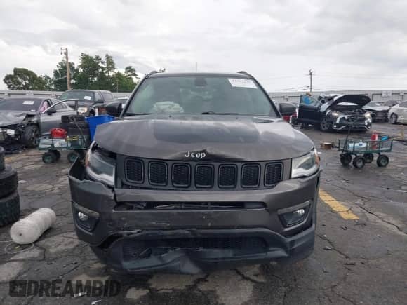 2019 Jeep Compass Altitude z VIN 3C4NJCBB8KT617753, wystawiony jako IAAI lot #42552275 z przebiegiem 63 298 mil mil oraz . Historia ofert i sprzedaży dostępna na DreamBid. Obrazek 12.