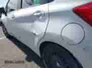 2014 Nissan Note SV z VIN 3N1CE2CP1EL427364, wystawiony jako IAAI lot #42678715 z przebiegiem 106 850 mil mil oraz . Historia ofert i sprzedaży dostępna na DreamBid. Obrazek 20.