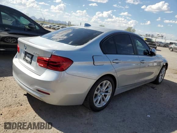 2018 BMW 3 Series 320i with VIN WBA8E1G54JNU91184, listed as a Copart auction lot 72003725 with 119,658 mi miles and Salvage title. Bid and sale history available at DreamBid. Image 3.
