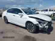 2015 Honda Accord Touring z VIN 1HGCR6F72FA004856, wystawiony jako IAAI lot #43278017 z przebiegiem 131 221 mil mil oraz . Historia ofert i sprzedaży dostępna na DreamBid. Obrazek 1.