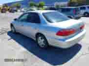 2000 Honda Accord LX с VIN JHMCG6657YC036338, выставлен на аукционе IAAI как лот 42909172 с пробегом 263 323 миль миль и . История ставок и продаж доступна на DreamBid. Изображение 3.