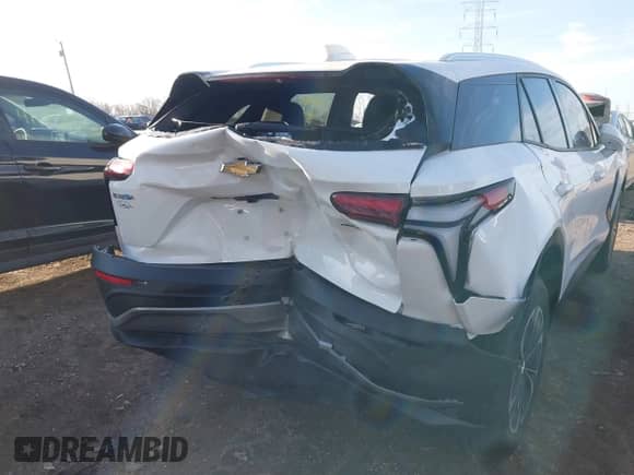 2024 Chevrolet Blazer EV eAWD LT с VIN 3GNKDBRJXRS260469, выставлен на аукционе IAAI как лот 41810207 с пробегом 5 356 миль миль и . История ставок и продаж доступна на DreamBid. Изображение 6.