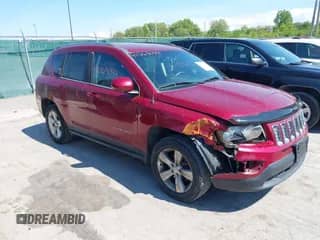 2014 Jeep Compass Sport z VIN 1C4NJDAB0ED568727, wystawiony jako IAAI lot #42363094 z przebiegiem 164 303 mil mil oraz . Historia ofert i sprzedaży dostępna na DreamBid. Obrazek 1.