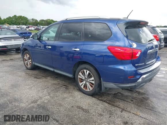 2017 Nissan Pathfinder SL with VIN 5N1DR2MN7HC691087, listed as a IAAI auction lot 42763301 with 85,647 mi miles and . Bid and sale history available at DreamBid. Image 3.