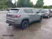 2023 Jeep Compass Latitude Lux с VIN 3C4NJDFN7PT558387, выставлен на аукционе IAAI как лот 43028238 с пробегом 19 083 миль миль и . История ставок и продаж доступна на DreamBid. Изображение 4.