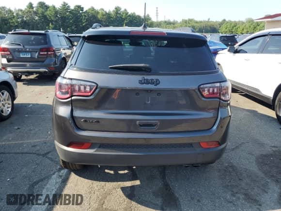 2022 Jeep Compass Latitude с VIN 3C4NJDBB1NT186568, выставлен на аукционе Copart как лот 66398815 с пробегом 84 223 миль миль и Списание • Salvage title. История ставок и продаж доступна на DreamBid. Изображение 6.