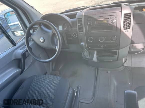 2007 Dodge Sprinter with VIN WD0PE745075158521, listed as a Copart auction lot 81004764 with 250,202 mi miles and Clean title. Bid and sale history available at DreamBid. Image 9.