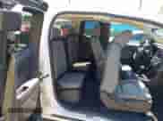 2021 Chevrolet Colorado 2WD Work Truck z VIN 1GCHSBEA4M1106753, wystawiony jako IAAI lot #43182058 z przebiegiem 110 188 mil mil oraz . Historia ofert i sprzedaży dostępna na DreamBid. Obrazek 8.