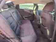 2018 Chevrolet Malibu LT z VIN 1G1ZD5ST0JF268019, wystawiony jako Copart lot #84282495 z przebiegiem 71 894 mil mil oraz Szkoda całkowita • Salvage title. Historia ofert i sprzedaży dostępna na DreamBid. Obrazek 10.