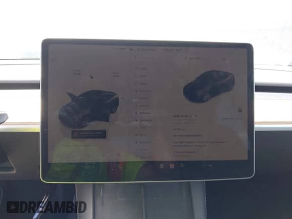2023 Tesla Model Y Long Range z VIN 7SAYGDEE0PA201841, wystawiony jako IAAI lot #43158634 z przebiegiem 10 356 mil mil oraz . Historia ofert i sprzedaży dostępna na DreamBid. Obrazek 7.